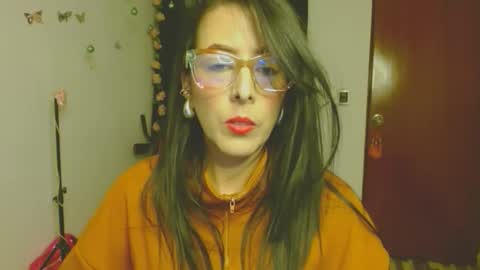 Snapshot of ela_3611 chatting on 01/19/26, 01:09 ela_3611 online show from 01/19/26, 01:09