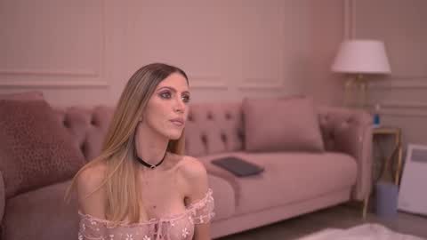 Ella online show from 11/13/25, 05:28