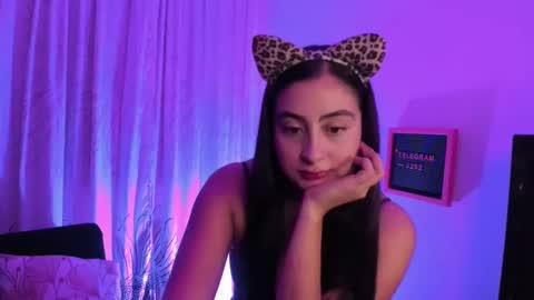 Elaia online show from 10/31/25, 06:47