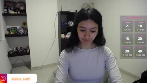 Snapshot of elaine_sun chatting on 09/23/25, 04:15 Elaine eli online show from 09/23/25, 04:15