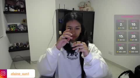 Snapshot of elaine_sun chatting on 09/24/25, 03:10 Elaine eli online show from 09/24/25, 03:10