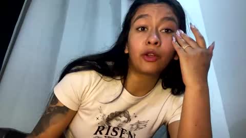 Snapshot of elaine_sun chatting on 10/30/25, 04:14 Elaine eli online show from 10/30/25, 04:14