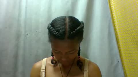 elaliealdy online show from 09/19/25, 06:04