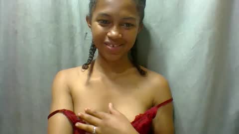 elaliealdy online show from 10/21/25, 03:57