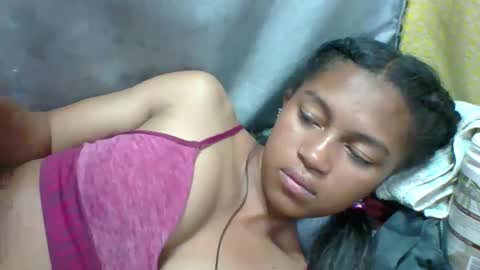 elaliealdy online show from 11/07/25, 07:58