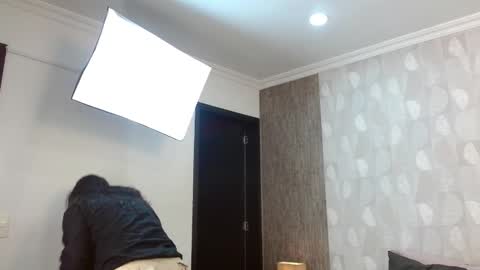 Snapshot of elamurray chatting on 11/05/25, 11:21 elamurray online show from 11/05/25, 11:21