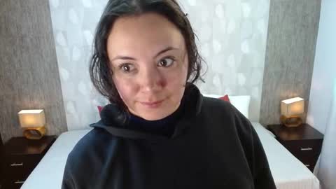 Snapshot of elamurray chatting on 11/13/25, 11:20 elamurray online show from 11/13/25, 11:20