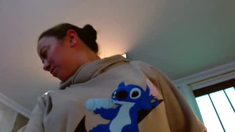 Snapshot of elamurray chatting on 11/25/25, 11:21 elamurray online show from 11/25/25, 11:21