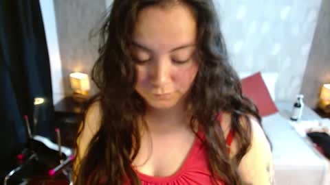 Snapshot of elamurray chatting on 11/29/25, 04:15 elamurray online show from 11/29/25, 04:15