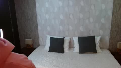 Snapshot of elamurray chatting on 12/02/25, 11:15 elamurray online show from 12/02/25, 11:15