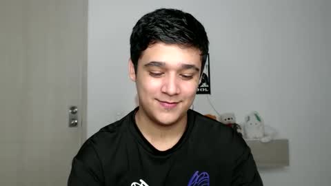 Snapshot of elandor__79876 chatting on 10/26/25, 01:39 elandor online show from 10/26/25, 01:39