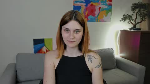 Snapshot of elani_lune chatting on 05/18/26, 12:07 Elani online show from 05/18/26, 12:07