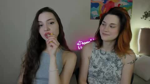 Snapshot of elani_lune chatting on 06/01/26, 09:11 Elani online show from 06/01/26, 09:11