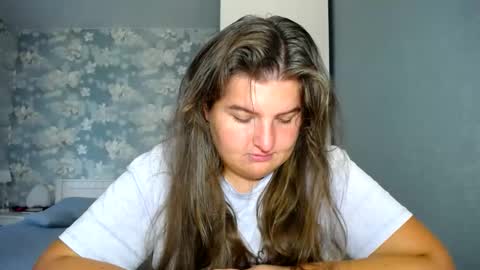 Elanis online show from 09/22/25, 01:46