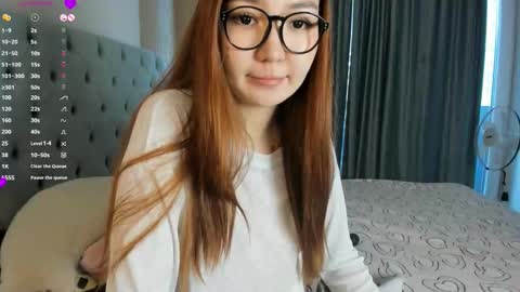 Elara online show from 09/11/25, 05:51
