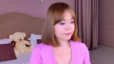 elaravance online show from 06/09/26, 04:57