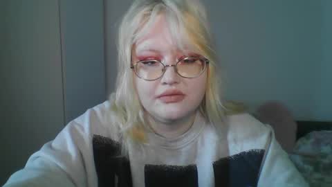 Snapshot of elayne_sweet chatting on 04/12/26, 08:08 elayne_sweet online show from 04/12/26, 08:08