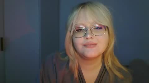 Snapshot of elayne_sweet chatting on 05/29/26, 06:11 elayne_sweet online show from 05/29/26, 06:11