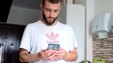 elchapoguzman95 online show from 10/07/25, 10:23