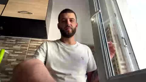 elchapoguzman95 online show from 11/02/25, 11:23