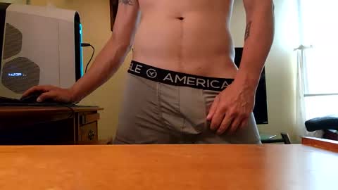 Snapshot of eldano3399 chatting on 09/21/25, 05:25 eldano3399 online show from 09/21/25, 05:25