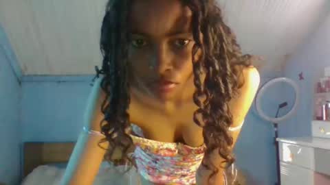 Snapshot of eldie69 chatting on 11/07/25, 01:22 eldie69 online show from 11/07/25, 01:22