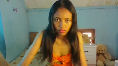 Snapshot of eldie69 chatting on 11/27/25, 11:34 eldie69 online show from 11/27/25, 11:34