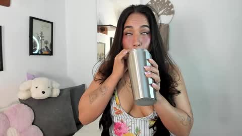 Electra- Please help me reach 100 likes online show from 06/06/26, 11:09