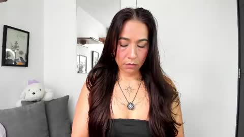 Electra- Please help me reach 100 likes online show from 06/08/26, 09:48