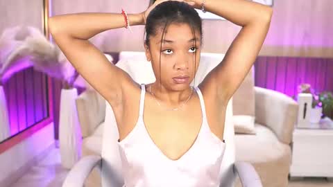 Electra Jones online show from 11/05/25, 11:32