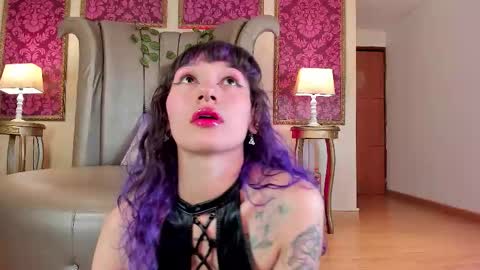      - online show from 12/16/25, 08:25