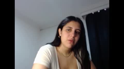 Snapshot of electraweb_09 chatting on 11/12/25, 08:19 electraweb_09 online show from 11/12/25, 08:19