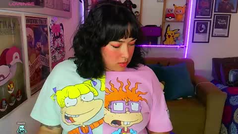 Snapshot of electricsapphire chatting on 10/10/25, 03:49 Alejandra online show from 10/10/25, 03:49