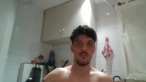 Snapshot of electrodreams chatting on 10/26/25, 01:00 electrodreams online show from 10/26/25, 01:00