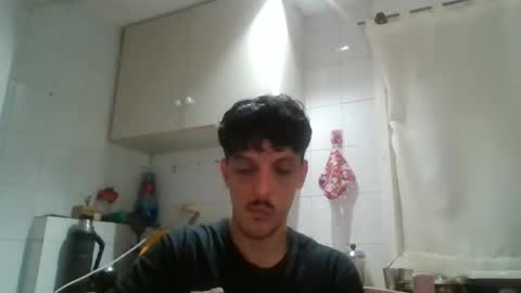 Snapshot of electrodreams chatting on 10/27/25, 12:47 electrodreams online show from 10/27/25, 12:47