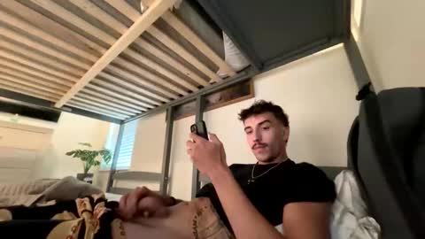 electron448 online show from 10/19/25, 05:57