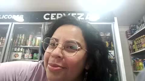 Snapshot of elektra_32 chatting on 10/12/25, 04:28 elektra online show from 10/12/25, 04:28