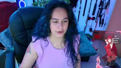 Snapshot of elektra_32 chatting on 10/14/25, 05:19 elektra online show from 10/14/25, 05:19