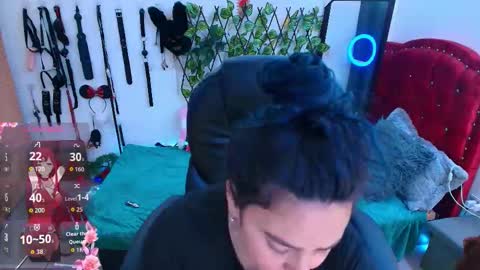 Snapshot of elektra_32 chatting on 10/15/25, 05:07 elektra online show from 10/15/25, 05:07