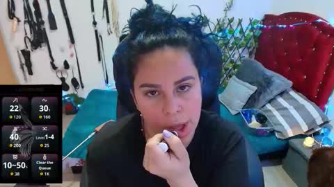 Snapshot of elektra_91 chatting on 11/22/25, 06:45 elektra online show from 11/22/25, 06:45