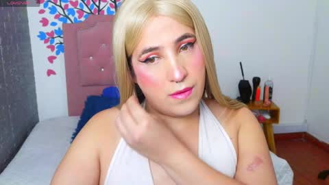 elektra_doll online show from 06/06/26, 11:04