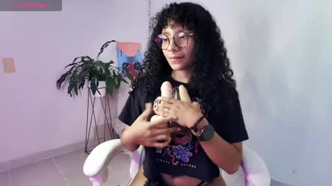 elektra_williams online show from 02/18/25, 10:03
