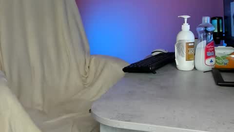 love 3d online show from 11/09/25, 09:18