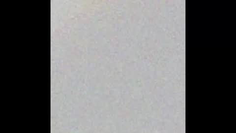 Snapshot of elekttra69 chatting on 11/18/25, 04:06 elektra online show from 11/18/25, 04:06