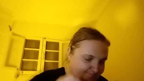 Snapshot of elena2025 chatting on 10/03/25, 11:35 ELENA online show from 10/03/25, 11:35