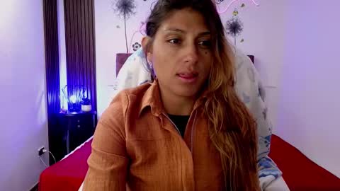 Elena online show from 12/03/25, 12:25
