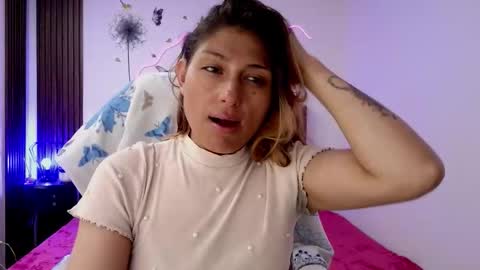 Elena online show from 12/16/25, 12:32