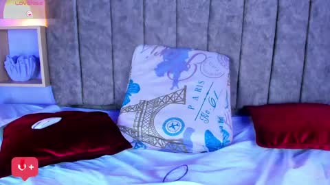 Snapshot of elena_sanz chatting on 05/11/26, 04:04 Elena online show from 05/11/26, 04:04