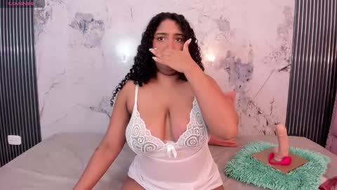 elena_wolff online show from 01/19/26, 12:09
