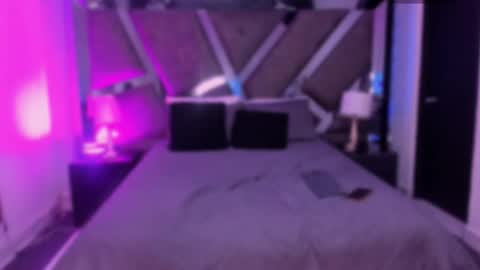 Snapshot of elenacortez chatting on 12/02/25, 03:45 elenacortez online show from 12/02/25, 03:45